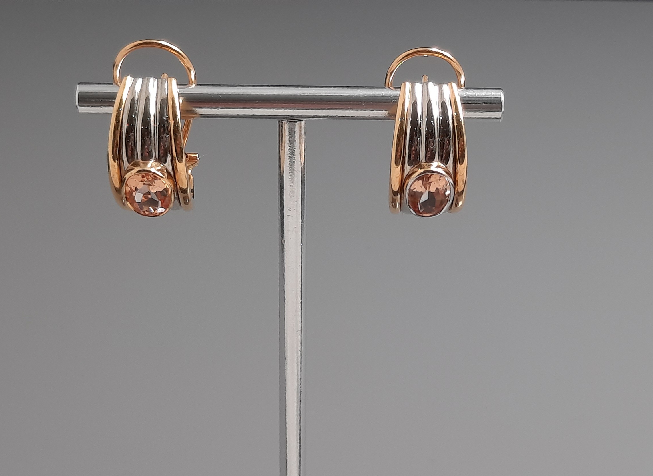 Brincos ouro bicolor citrino