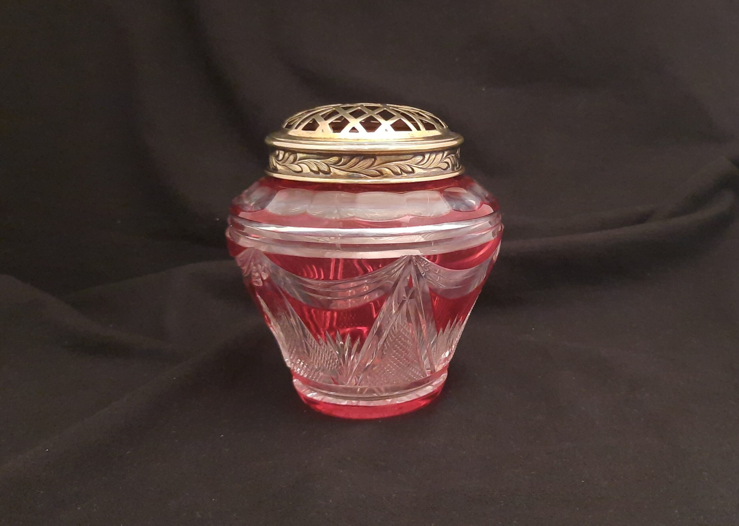 Floreira em cristal e prata. Portugal. Séc. XIX-XX