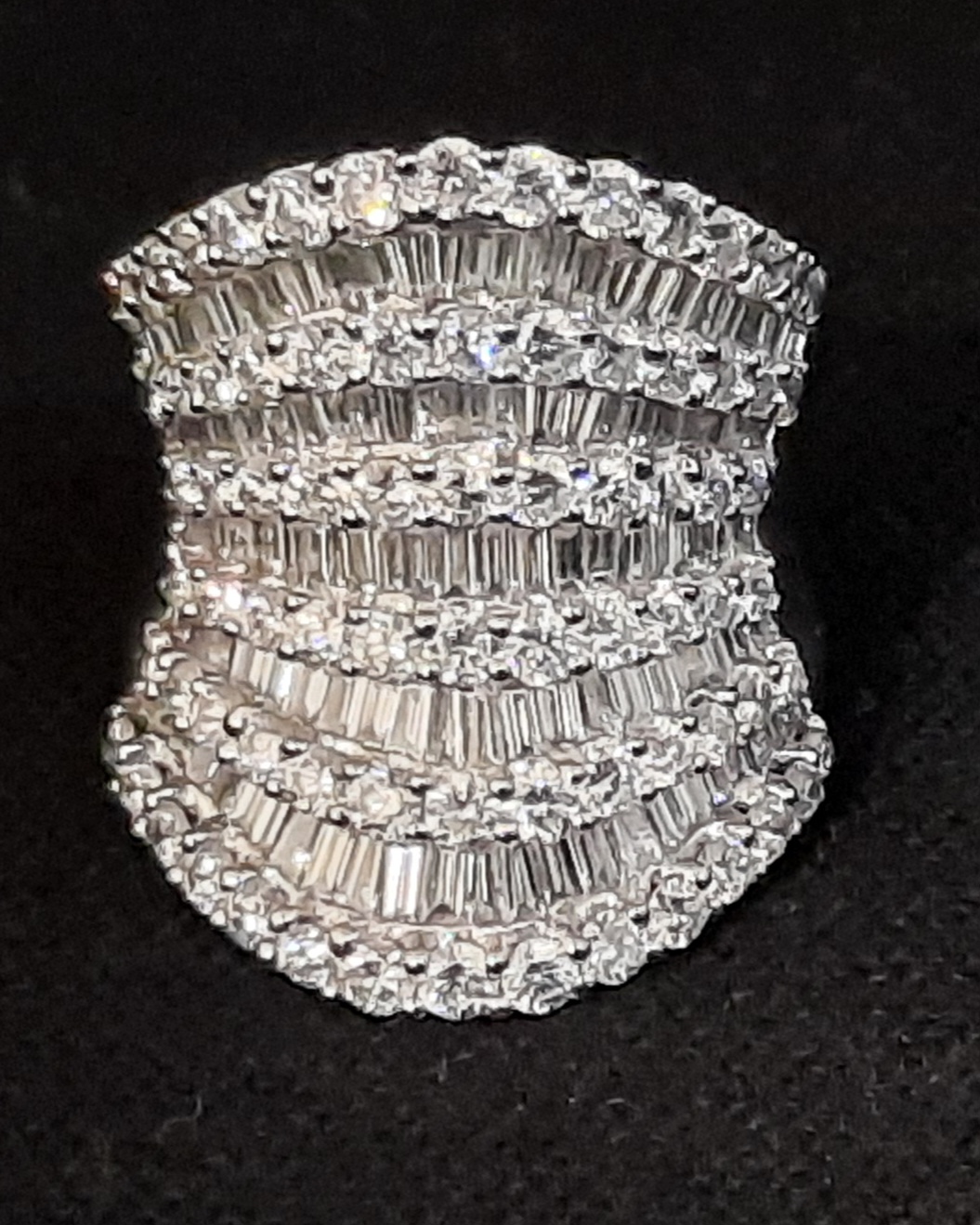 Anel ouro branco diamante