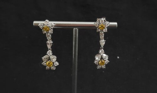 Brinco ouro branco diamante