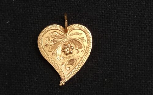 Berloque Ouro Amarelo